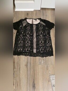 Express Black Lace Overlay Top   Size MEDIUM
